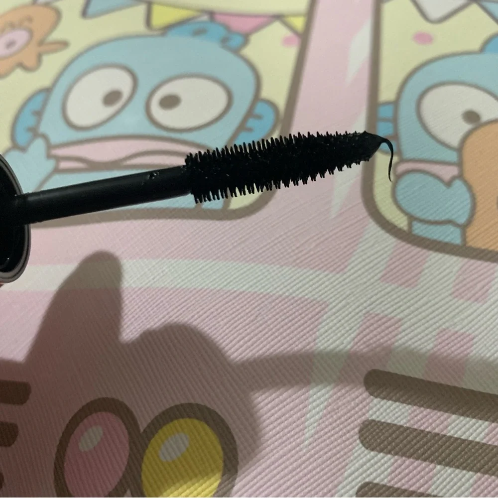 Classic Black Mascara in a Unique Tube Adorned with Pearls and Crystals